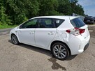 Auris Hybrid - 6