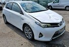 Auris Hybrid - 7