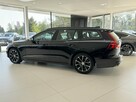 Volvo V60 D4 MOMENTUM, IntelliSafe, Salon Polska, FV-23%, Gwarancja, DOSTAWA - 3