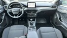 Ford focus Titanium + Pakiet zimowy 1.0 125KM kombi LR47808 - 11