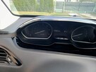 Peugeot 208 - 8