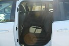 Ford Grand C-MAX - 10