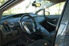 Toyota Prius - 12