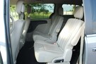 Chrysler Town & Country - 8