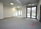 Lokal na parterze biurowca 196,30 m2 - 2