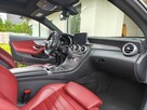 Samochód Mercedes Benz - 8