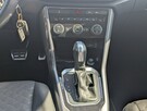 Volkswagen T-Roc - 12