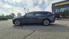 Volkswagen Passat - 8