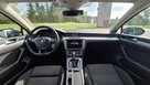 Volkswagen Passat - 11