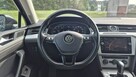 Volkswagen Passat - 12