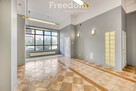 Lokal w centrum z dużą witryną 77 m2 - 6