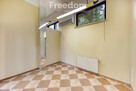 Lokal w centrum z dużą witryną 77 m2 - 10
