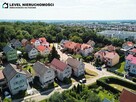 Dom skrajny w mieście - 15