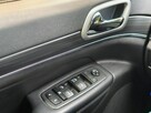 Jeep Grand Cherokee - 8