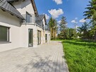 Nowoczesny dom z tarasem i ogrodem - 3