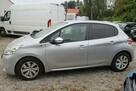 Peugeot 208 - 8