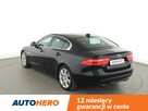 Jaguar XE niski przebieg skóra navi virtual cocpit klima auto el fotele - 4