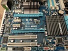 Gigabyte 970A-UD3 + FX8300 - 3