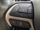 Jeep Grand Cherokee - 12