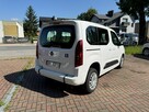 Opel Combo Life Niepełnosprawnych inwalida Rampa 32105 km Model 2022 - 10