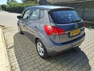 Kia Venga 1.6 benzyna mały przebieg bogata wersja - 2