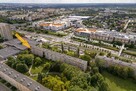 Przy Galerii Plaza, bardzo zadbane, wśród zieleni - 2
