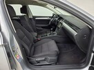 Volkswagen Passat Variant 2.0Tdi * navi * kamera * model 2019 - 11