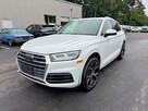Audi Q5 PREMIUM PLUS / Quattro / niski przebieg
