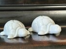 Dwa porcelanowe żółwie - 3