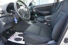 Toyota Avensis zarejestrowany, ubezpieczony - 9