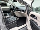 Chrysler Pacifica - 11