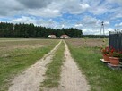 Siedlisko z zadbanym domem i budynkami na działce 2800 m², Z - 12