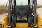 Ładowarka o sterowaniu burtowym Komatsu SK07J z 2001 roku - 7