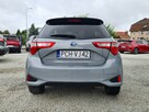 Toyota Yaris HYBRID 47 Tys.Km Navi 2xPDC Kamera Led Klimatronik Wolne Ręce Alu - 6