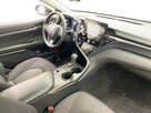 Toyota Camry 2.5 Hybrid Comfort CVT Sedan - 14