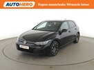 Volkswagen Golf 131KM kamera ACC grzane fotele FrontAssist climatronic hak LED