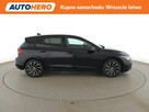 Volkswagen Golf 131KM kamera ACC grzane fotele FrontAssist climatronic hak LED - 9