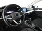 Volkswagen Golf 131KM kamera ACC grzane fotele FrontAssist climatronic hak LED - 14