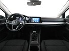 Volkswagen Golf 131KM kamera ACC grzane fotele FrontAssist climatronic hak LED - 15