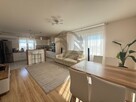 Architektoniczny kameleon 265m² przy granicy Łodzi - 5