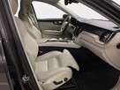 Volvo XC 60 VAT 23% Bright Plus 2.0 B4 mHEV 197KM automat 2022 r., salon PL V - 12