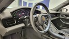 Porsche Taycan Turbo S - 12