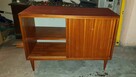 Komoda vintage z drzwiami suwanymi z PRL (negocjuj cenę) - 2