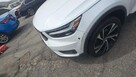 Volvo XC 40 R-Design / AWD / T5 / niski przebieg - 13