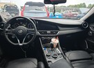 Alfa Romeo Giulia Wersja Ti / AWD / niski przebieg - 9