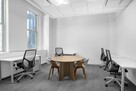Prywatna 3-osobowa w Regus Okraglak