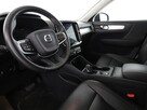 Volvo XC 40 4x4 automat full LED skóra navi kamera virtual auto klima - 14