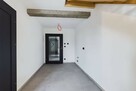 Lokal biurowy z antresolą przy ul. Szaflarskiej - 11