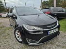 Chrysler Pacifica 3.6 V6 291 KM Xenon Skóry Navi Panorama PDC Kamera Limited $$$ - 10