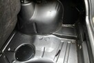 Volkswagen Golf 1.6 Benzyna 5 drzwi Oldtimer 1988 - 15